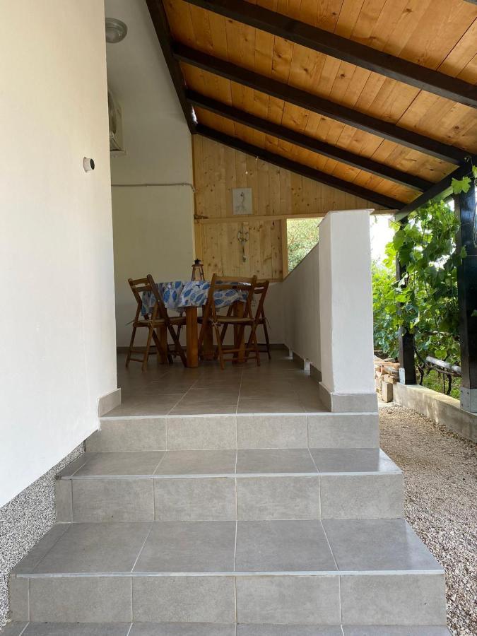 Apartmani Milka Vrsi Exterior photo